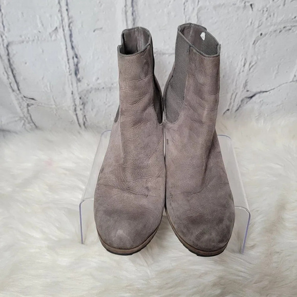 TESORI Womens Grey Wedge Ankle Boot Bootie Casual Neutral Daily Shoe Pull On 8 M - Picture 3 of 11